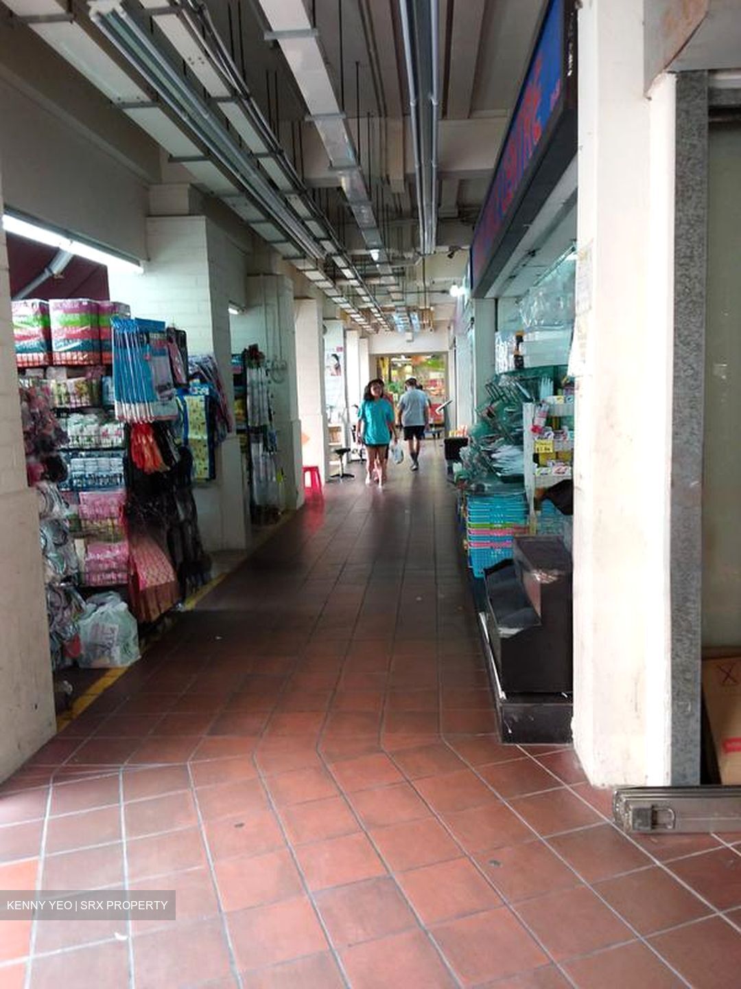 Tampines Heart (D18), Shop House #460329541